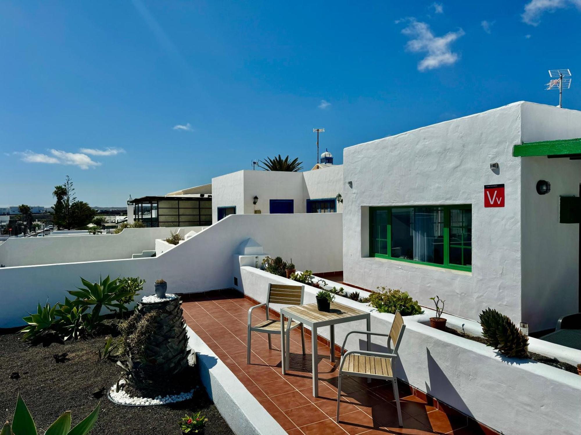 Casa Riadero By Vulcano Homes Guatiza Exterior photo